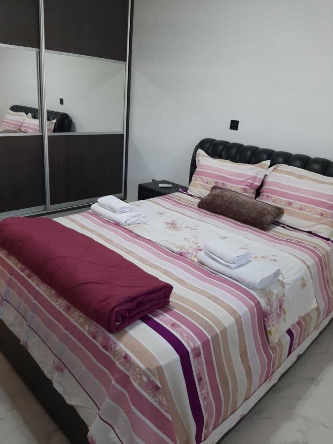 2 Bedroom Apartment-Mediterranean Type Paphos Exterior foto