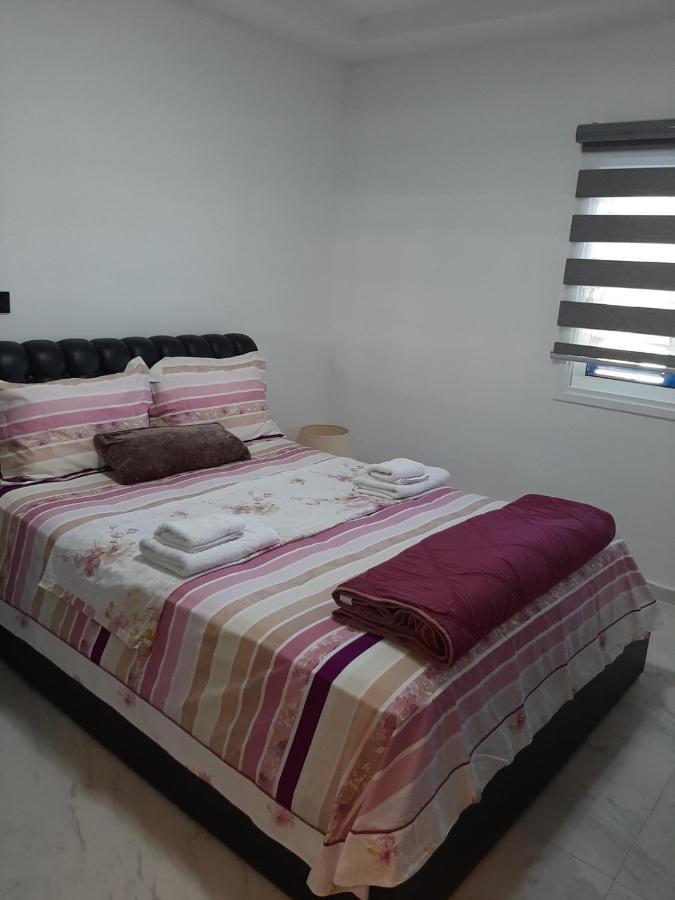 2 Bedroom Apartment-Mediterranean Type Paphos Exterior foto